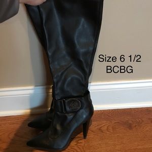 BCBG boots